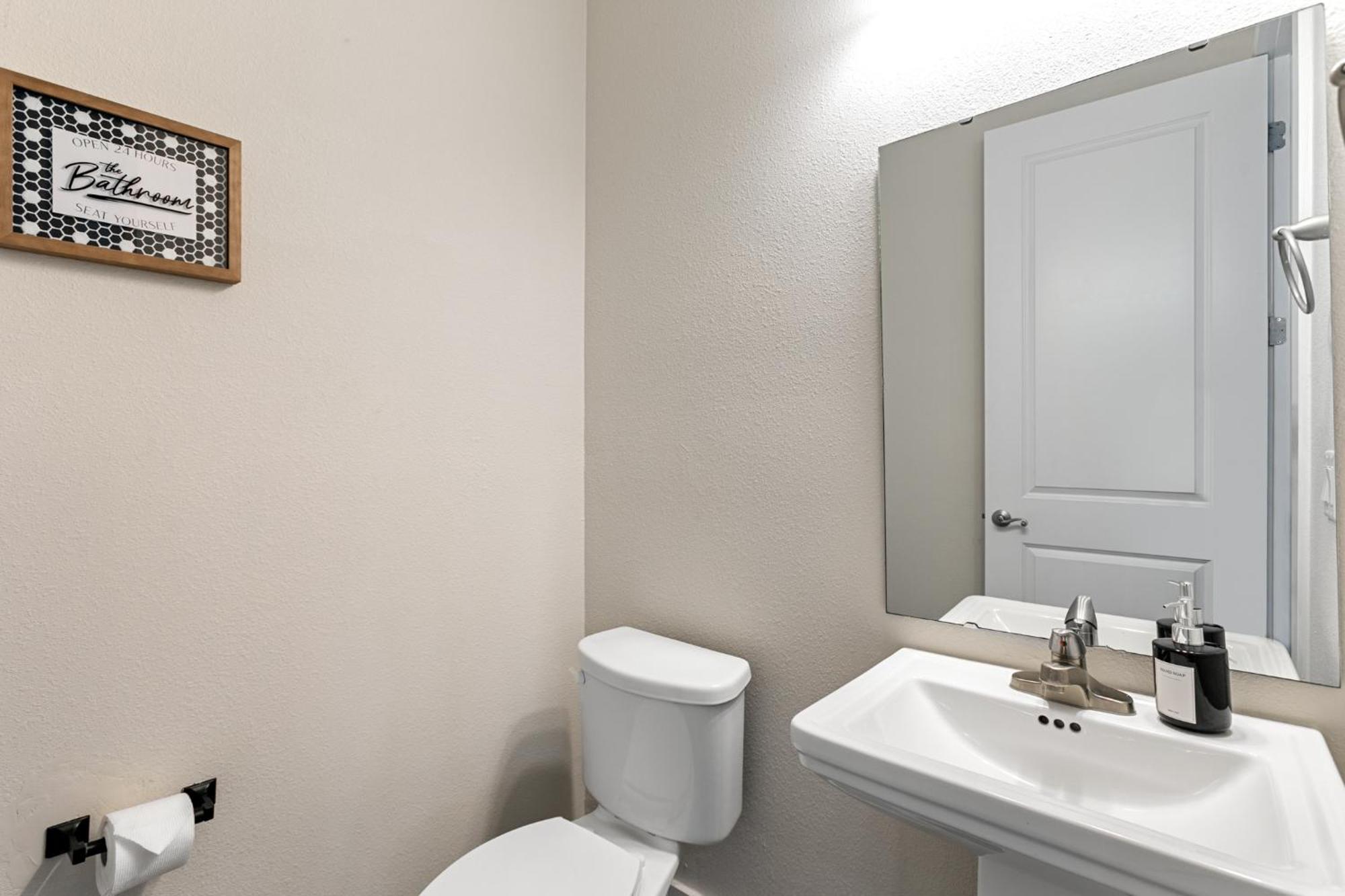 3 Minutes To Beach, 9 Minutes To Mayo Clinic, King Bed, Sleeps 8 Villa Jacksonville Beach Esterno foto